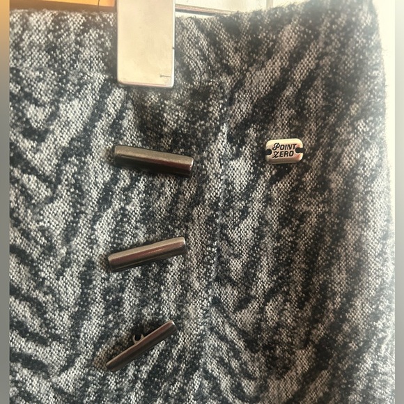 Point Zero, size 2, WOOL skirt, mini, A line, animal print - Picture 8 of 8